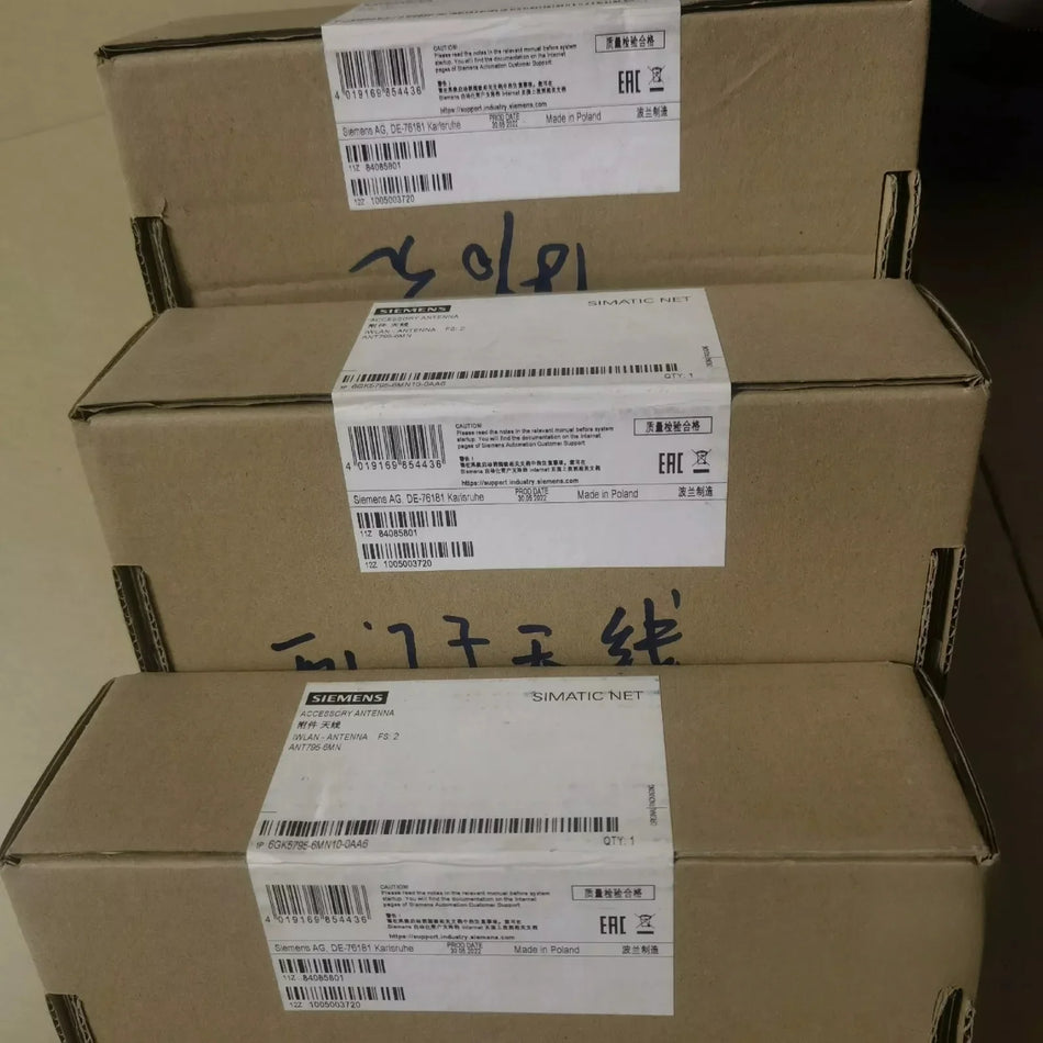 1 PC NEW 6GK5795-6MN10-0AA6 Directional Antenna #B7956 CL