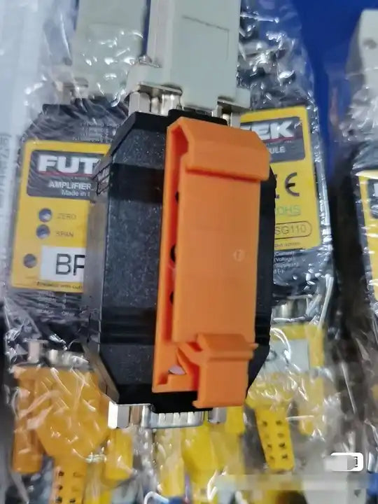 Futek CSG110 Strain Gage Amplifier 14-26VDC DIN Mount Sub-D