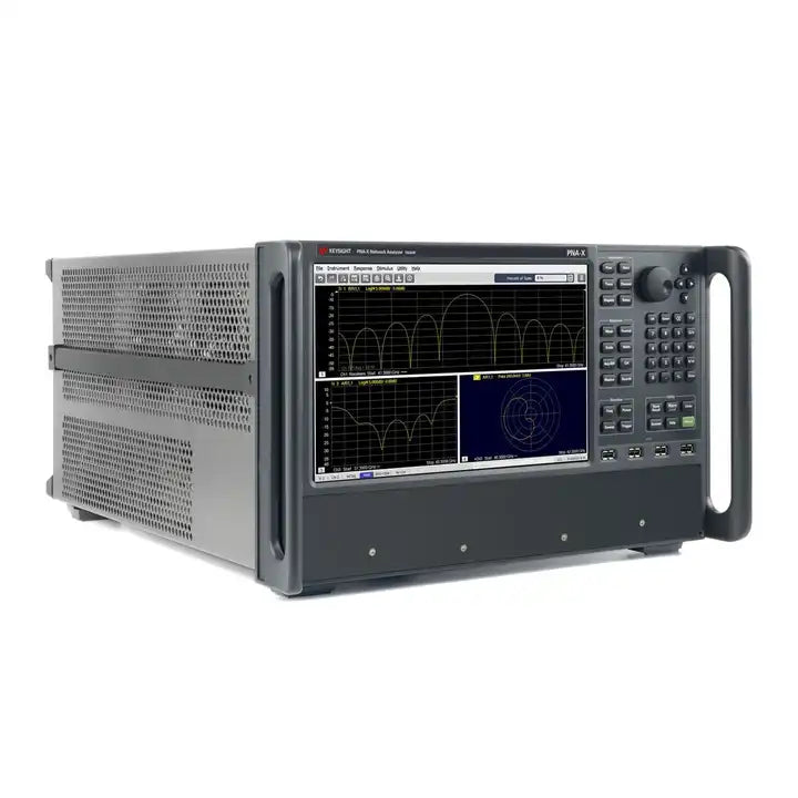 Keysight N5264B PNA-X measurement receiver for antenna testing