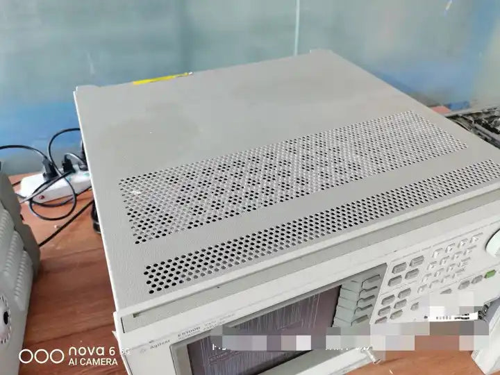 AGILENT / Keysight E5100B High-Speed Network Analyzers 10 KHz - 300 MHz USED