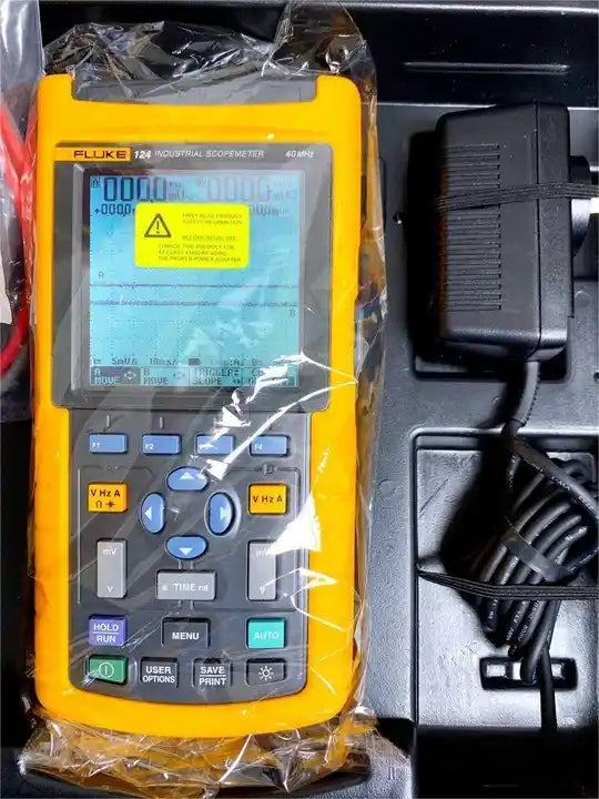Fluke 124 Industrial ScopeMeter Hand-Held Oscilloscope, 40 MHz
