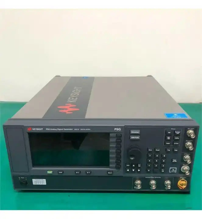 Agilent/ Keysight E8257D 40GHz PSG Sweep Generator