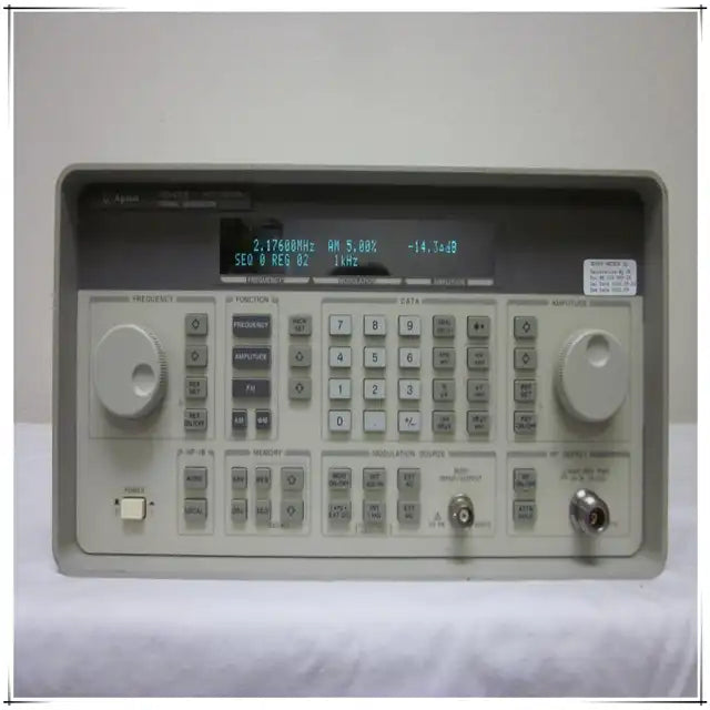 Used Agilent 8648B signal source HP8648B RF synthesis signal generator