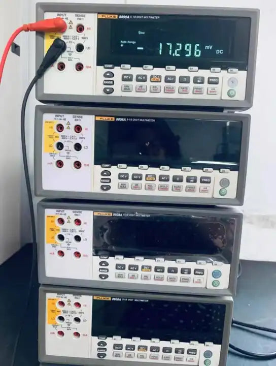 1 Pcs Used Fluke 8808A Digital Bench Multimeter