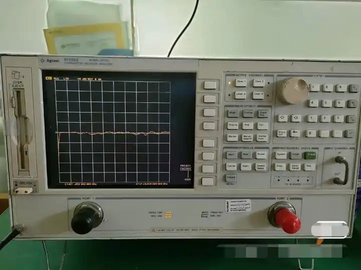 Agilent keysight 8720ES VNA 50 MHz 20 GHz Network Analyzer