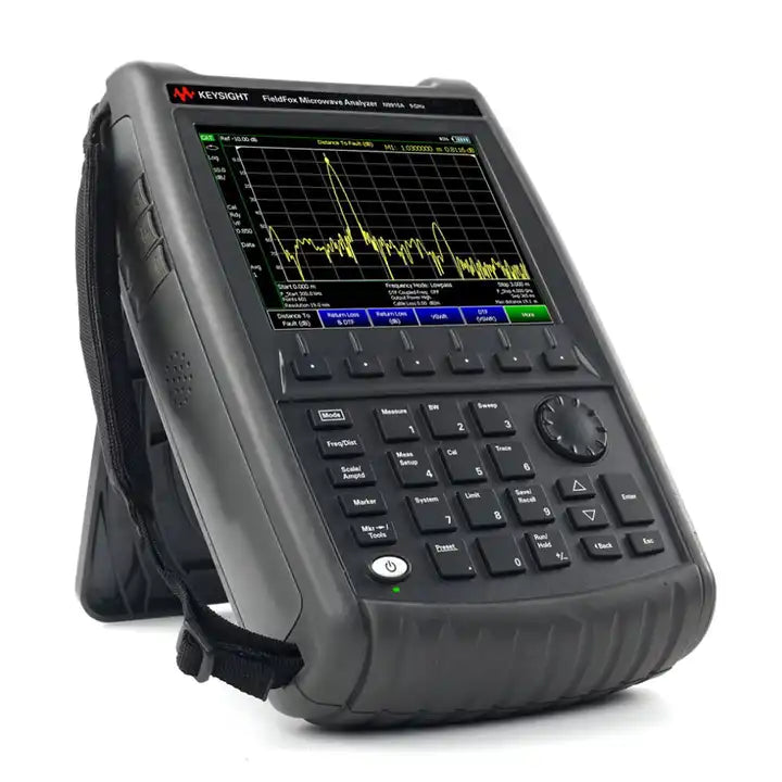 Keysight N9915A FieldFox Handheld Microwave Analyzer, 9 GHz Number of built-in ports 2 ports maximum frequency 9GHz