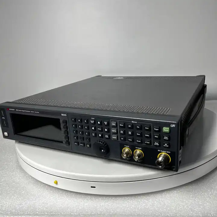 Keysight N5182B MXG X-Series RF Vector Signal Generator, 9 kHz to 6 GHz