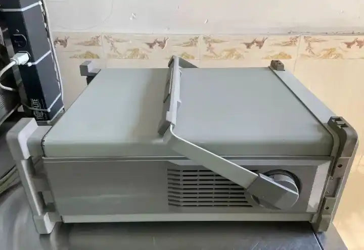 HP Agilent 8561E Spectrum Analyzer 20 Hz-6.5 Ghz
