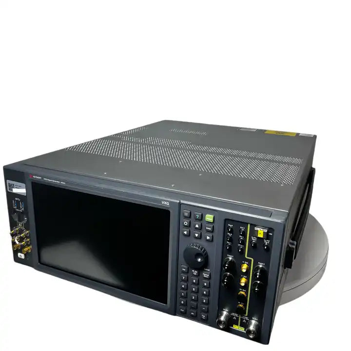 Keysight M9484C VXG Vector Signal Generator