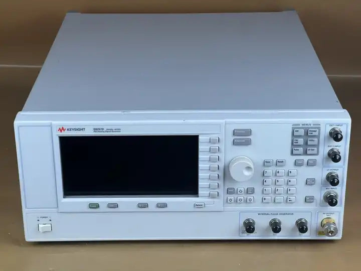 Used Keysight E8257D-1E1-1EH-1EU-540-UNX PSG Analog Signal Eenerator 250kHz - 40Ghz