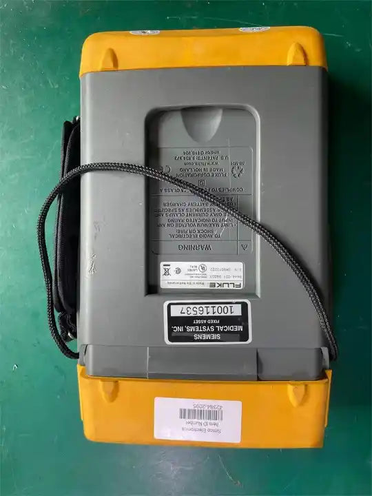 Fluke 199C 200MHz 2.5GS/s Digital Oscilloscope Scopemeter Multimeter