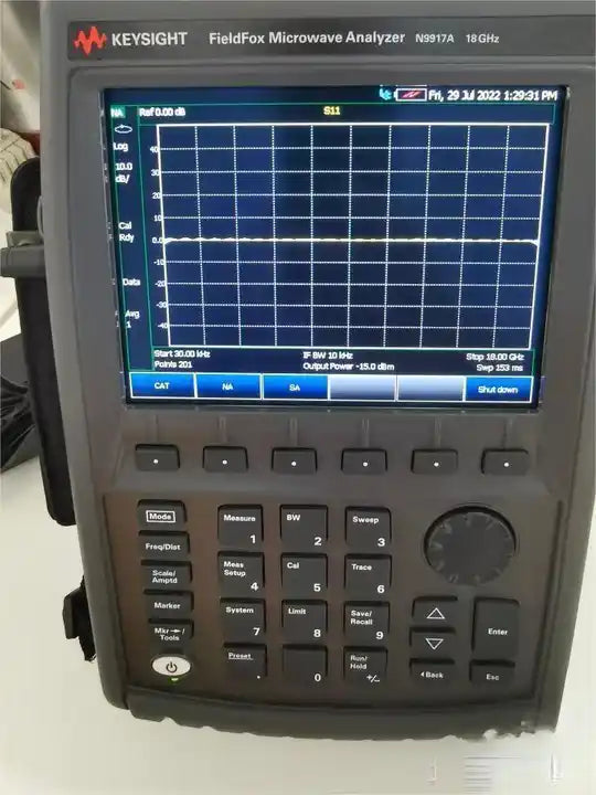 Agilent Keysight N9917A 18GHz FieldFox Handheld Microwave Analyzer used