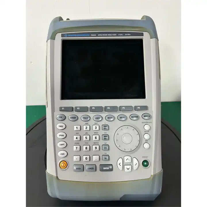 R&S Rohde & Schwarz FSH20 9kHz-20GHz Handheld Spectrum Analyzer With opt used
