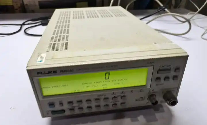 Fluke PM6685 Universal Frequency Counter 300MHz6