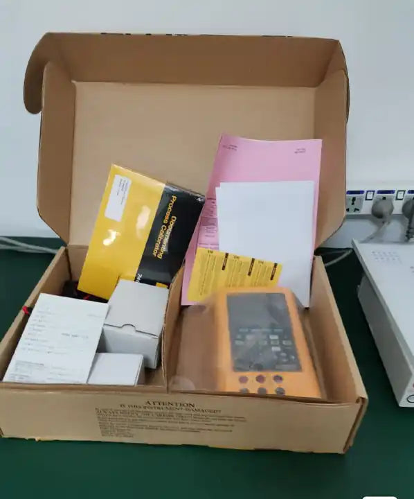 Fluke 741B Documenting Process Calibrator