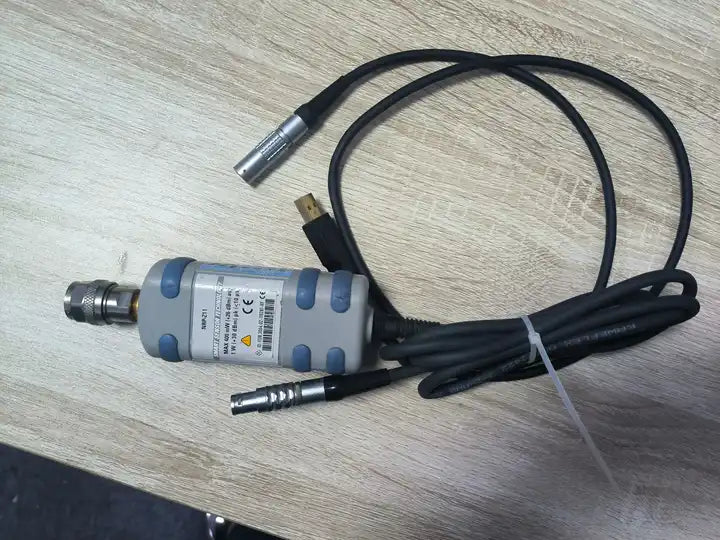 1PCS Rohde & Schwarz NRP-Z11 power probe with USB cable R&S NRP-Z4 used