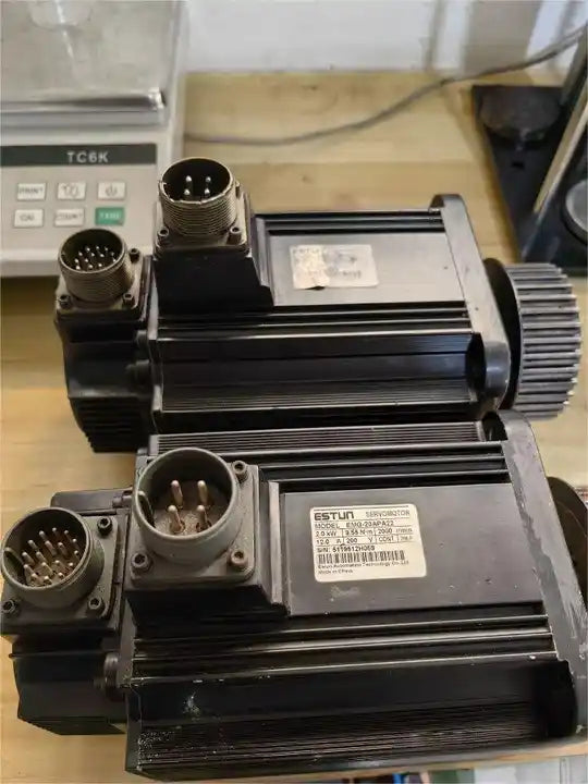 ESTUN EMG-20APA22 2KW 9.5 N.M 2000R/MIN SERVOMOTOR