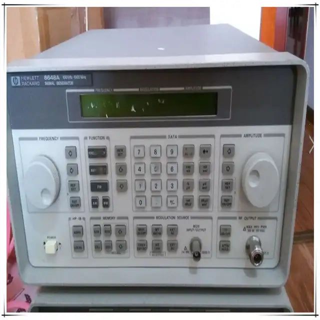 Second-hand Agilent 8648A signal source HP8648A 1G RF synthesis signal generator 1000MHz