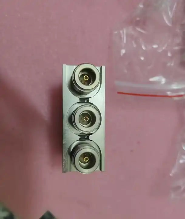 EPX SPDT-1A-12A-C002 RF microwave coaxial switch 0.5dB 60dB 12.4GHz 12V