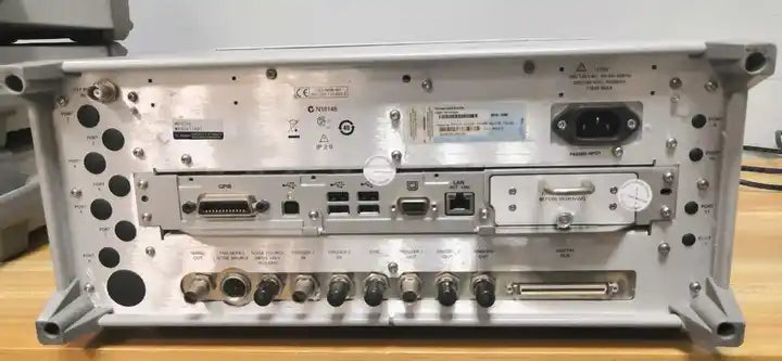 1 Pcs Keysight Agilent N9020A MXA Signal Analyzer 20HZ-26.5G, working with warranty