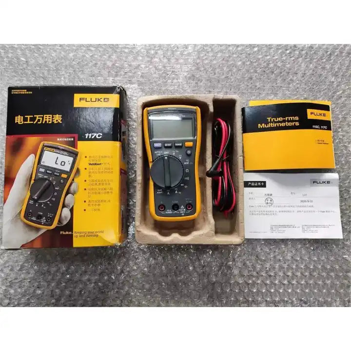 Fluke 117 C Digital Multimeter new