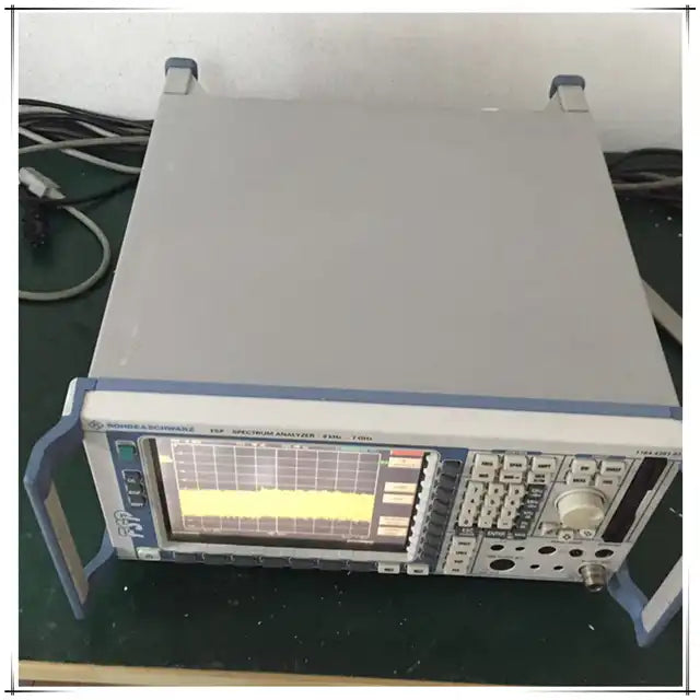 Used R&S FSIQ26 26G vector signal analyzer Rohde & Schwarz 20Hz-26GHz signal source