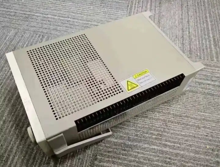 KEITHLEY 6221 DC AND AC CURRENT SOURCE