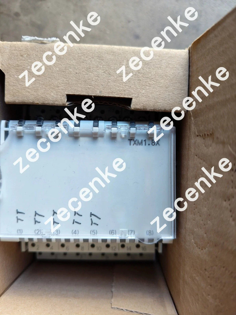 Siemens TXM1.8X Super Universal Module 8in/out LED Signal/Fault In