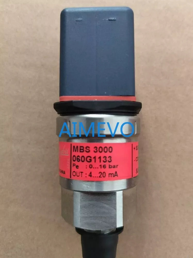 1PC New Danfoss pressure transmitter 060G1133