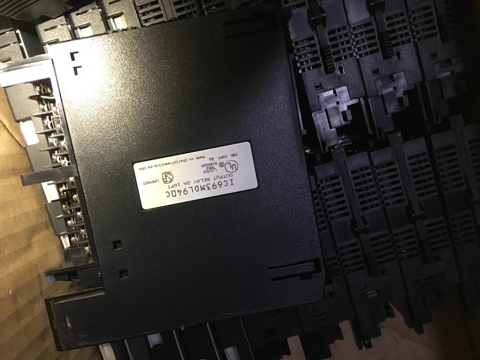 GE Fanuc IC693MDL940C Digital Output Module
