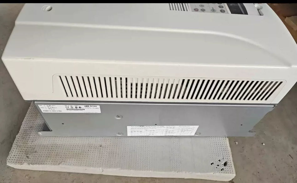 ACS800-01-0050-3+p901 Product: Industrial Variable Frequency Drive