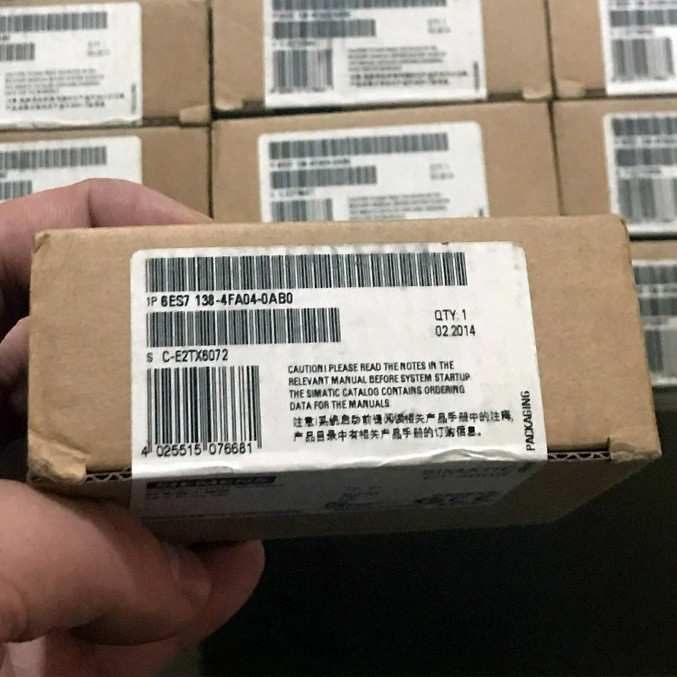 SIEMENS 6ES7138-4FA04-0AB0 Module - New in Box - Expedited Shipping