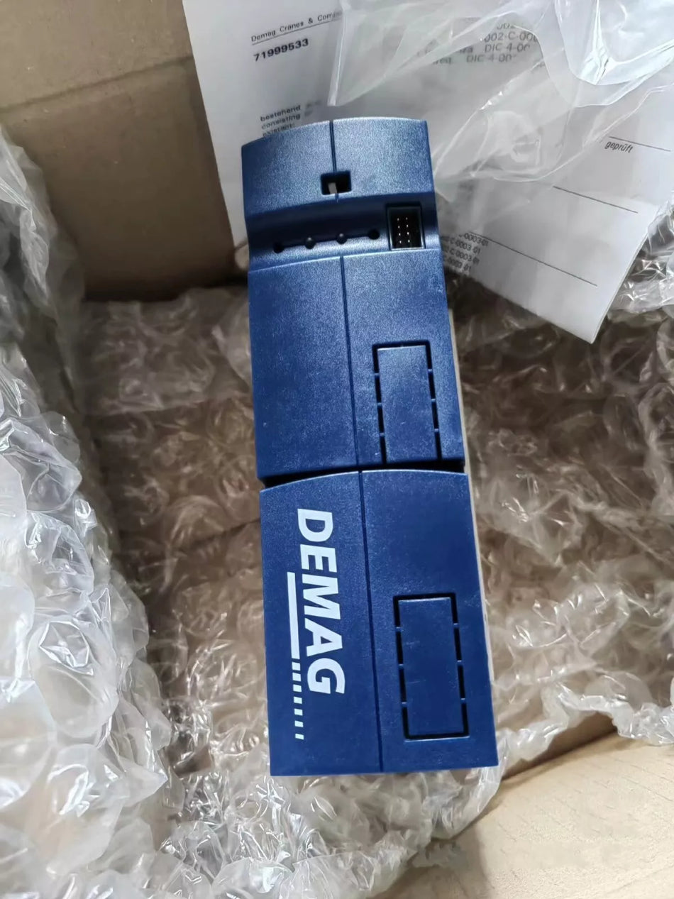 1PCS New DIC-4-002-C-0003-01 frequency converter
