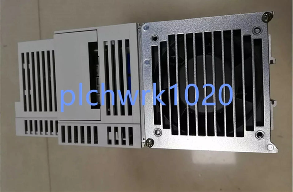 1 PCS Lenze Servo drive EVS9324-EP in good condition
