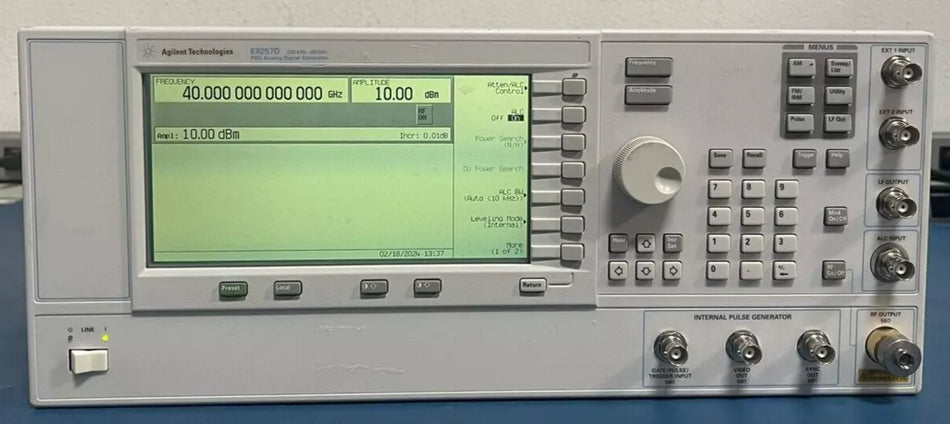 Agilent/Keysight E8257D PSG Analog Signal Generator 250kHz-40GHz Options 540
