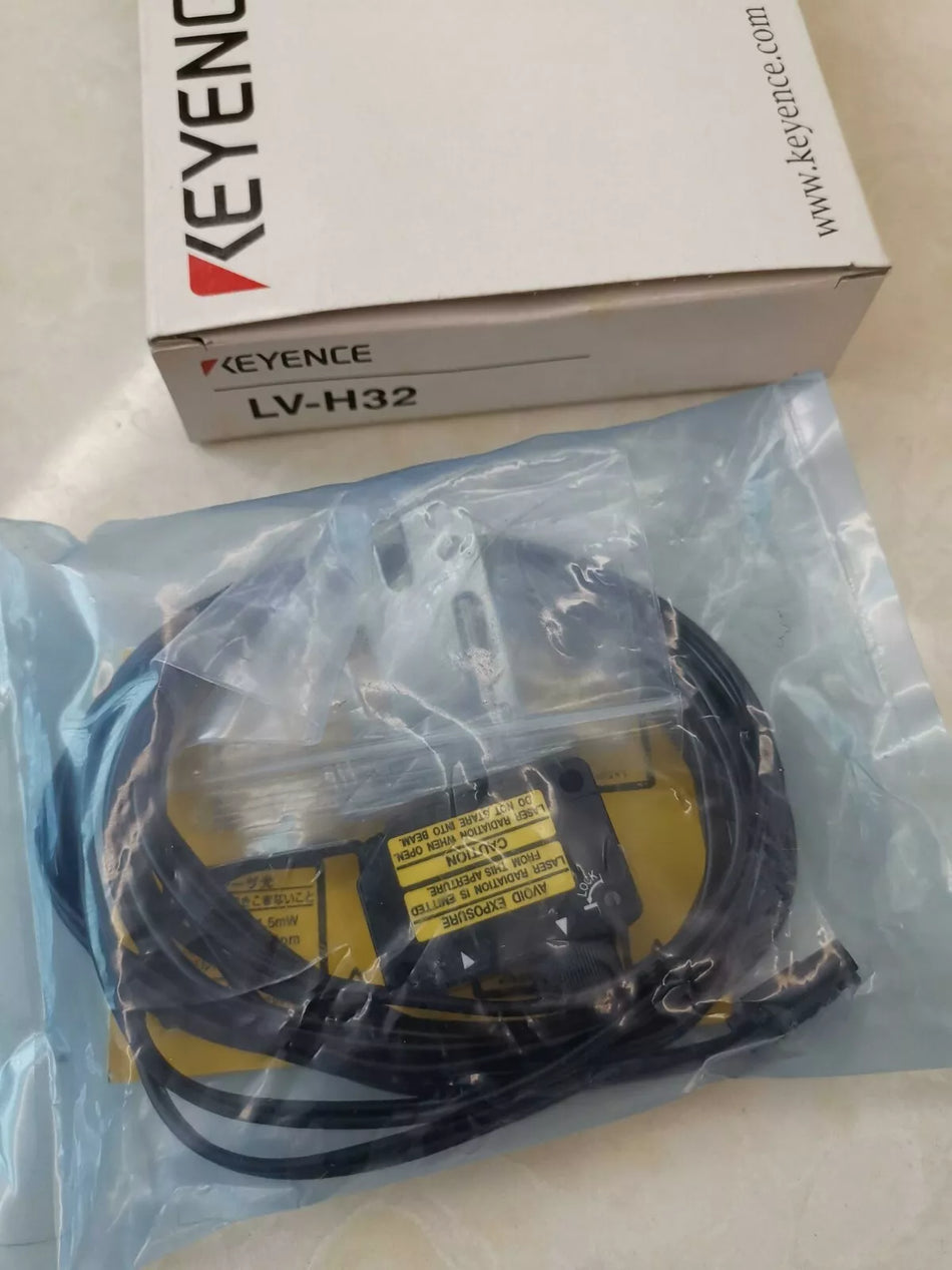 KEYENCE LV-H32 LVH32 Laser Sensor for High-Precision Measurements