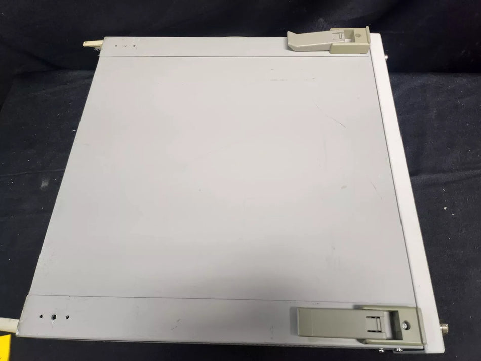 IFR 2024 9kHz - 2.4 GHz Signal Generator (012)