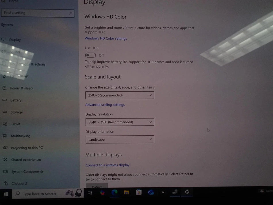 GIGABYTE AERO 15-XA Core i7-9750H 2.6GHz 32GB 1TB Win 10 Pro - Good Working