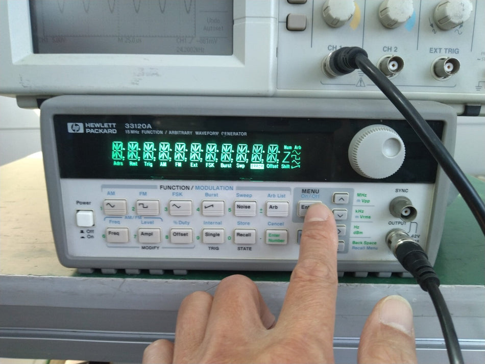 Agilent 33120A 15 MHz Function Arbitrary Waveform Generator