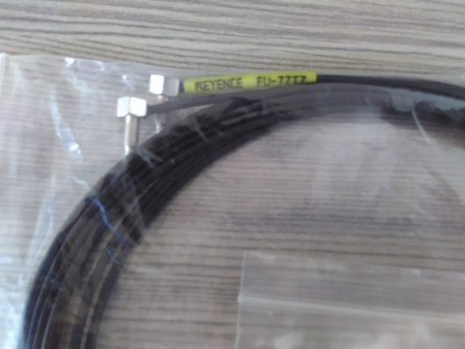 KEYENCE FU-77TZ Fiber Optic Sensor, 1PC New In Box