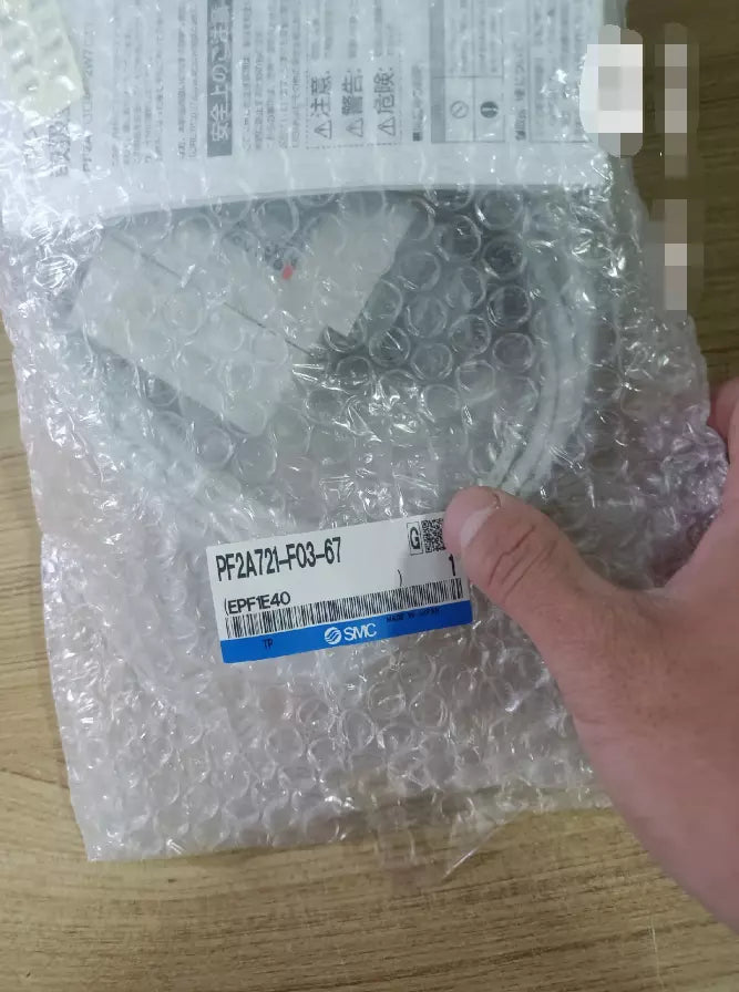 1 PC NEW PF2A721-F03-67 Flow Switch#B656U CL