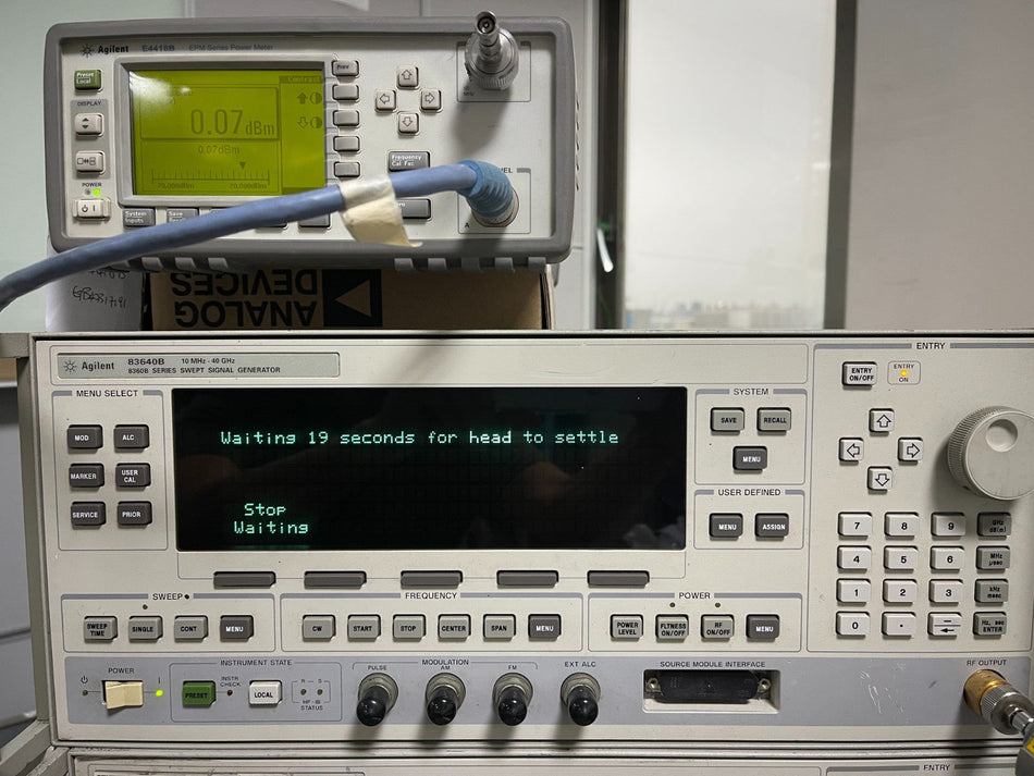 Agilent 83640B Synthesized Sweep Signal Generator 10MHz-40GHz