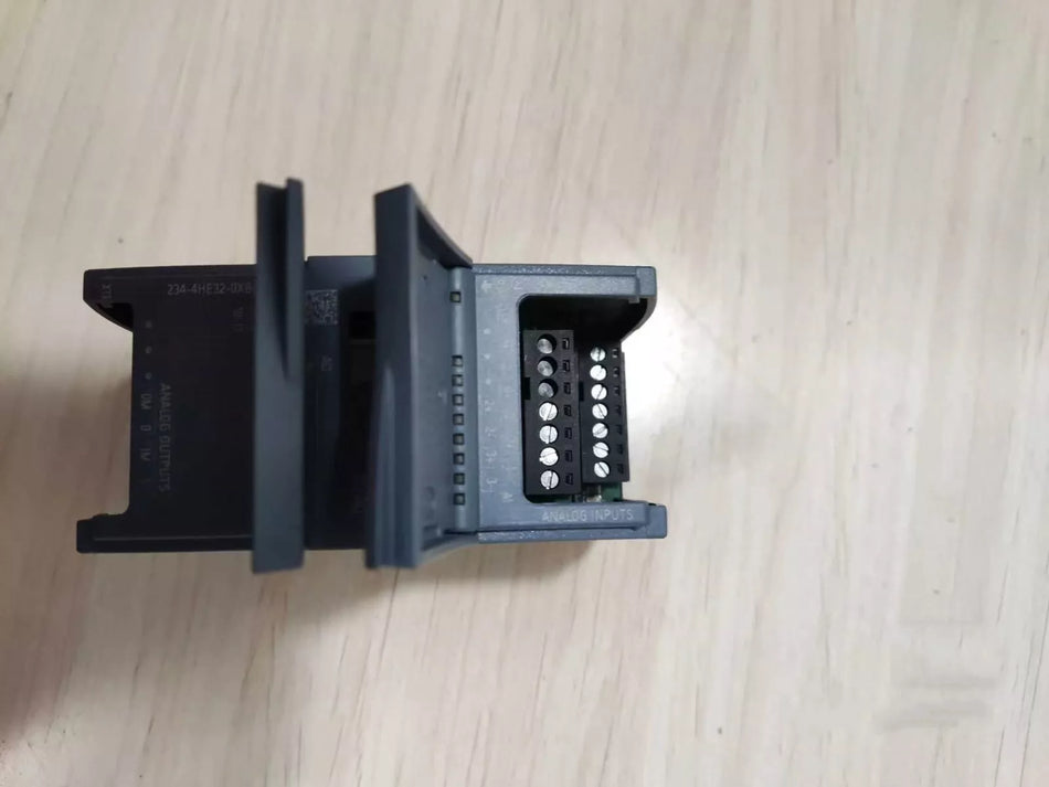 1PC NEW 6ES7 234-4HE32-0XB0 1200PLC module #N2661 YF