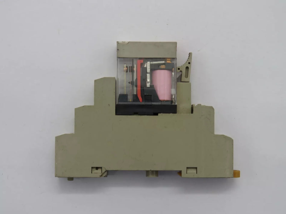 Omron Relay with Socket 17Z6CX 10 A 250V