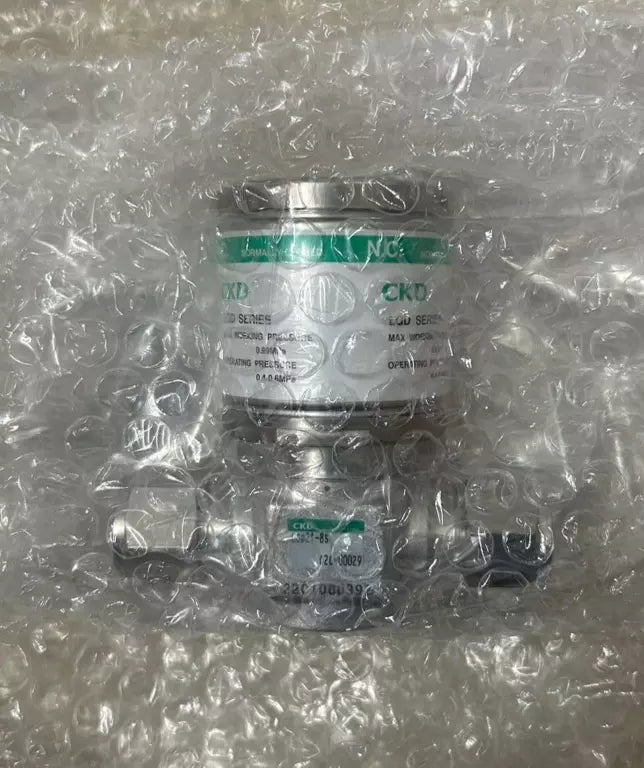 1 PC NEW Pneumatic Valve LGD21-8S #B637Y CL