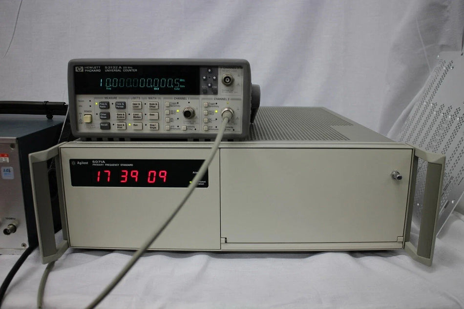 ADVANTEST TR3110 Frequency Standard