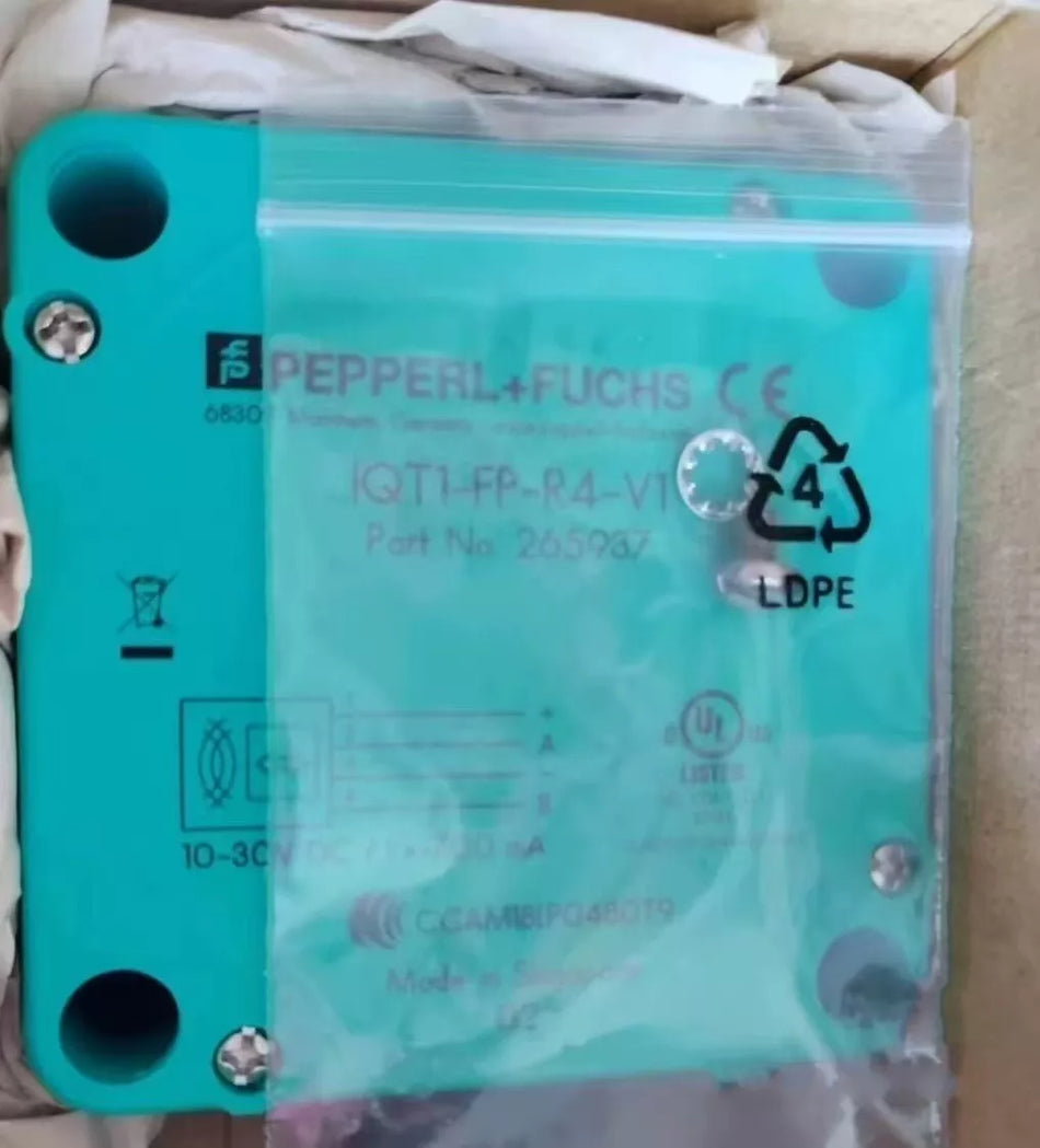1PCS NEW IQT1-FP-R4-V1 reader writer (DHL or EMS) #N98 YF