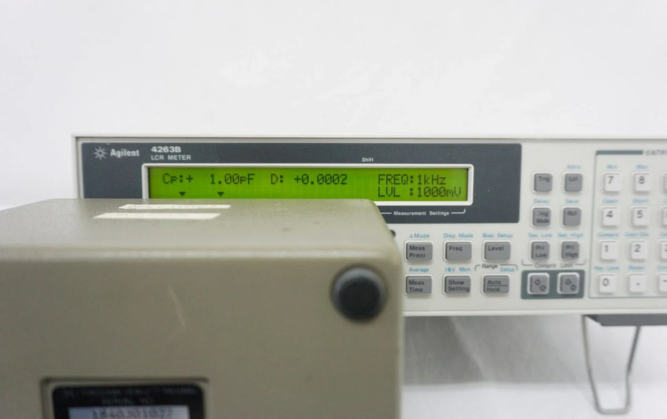 Agilent 4263B 001/002 LCR Meter