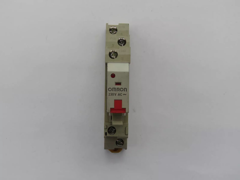 Omron Relay with Socket 17Z6CX 10 A 250V