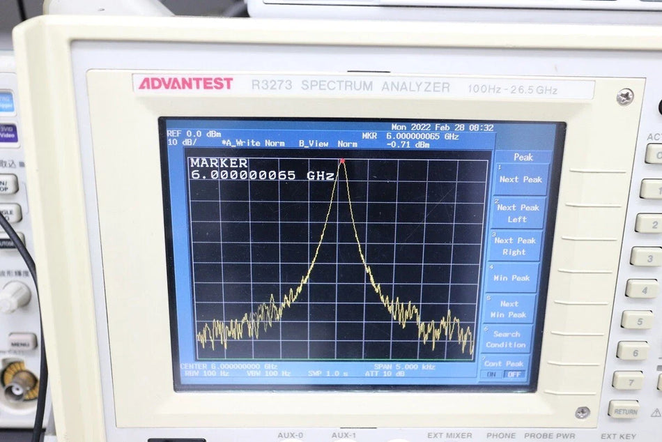 HP 8665B /001/004 100KHz -6GHz Signal Generator